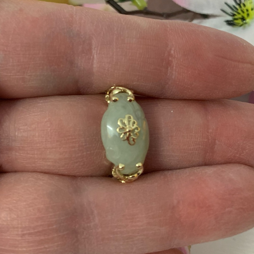 SOLD ~ Nephrite Jade East West Ring, 14k Gold - Picture 9 of 11